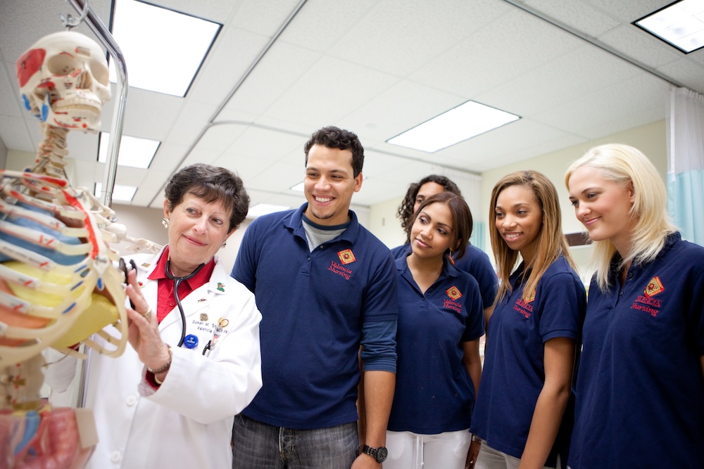 Careers in nursing, nurse in lab instructing students